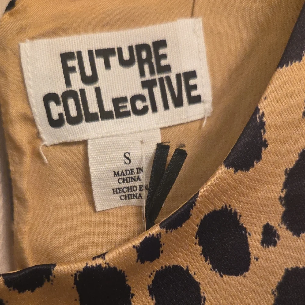 Tan‎ and Cream Leopard Print Halter Mini Sheath Dress